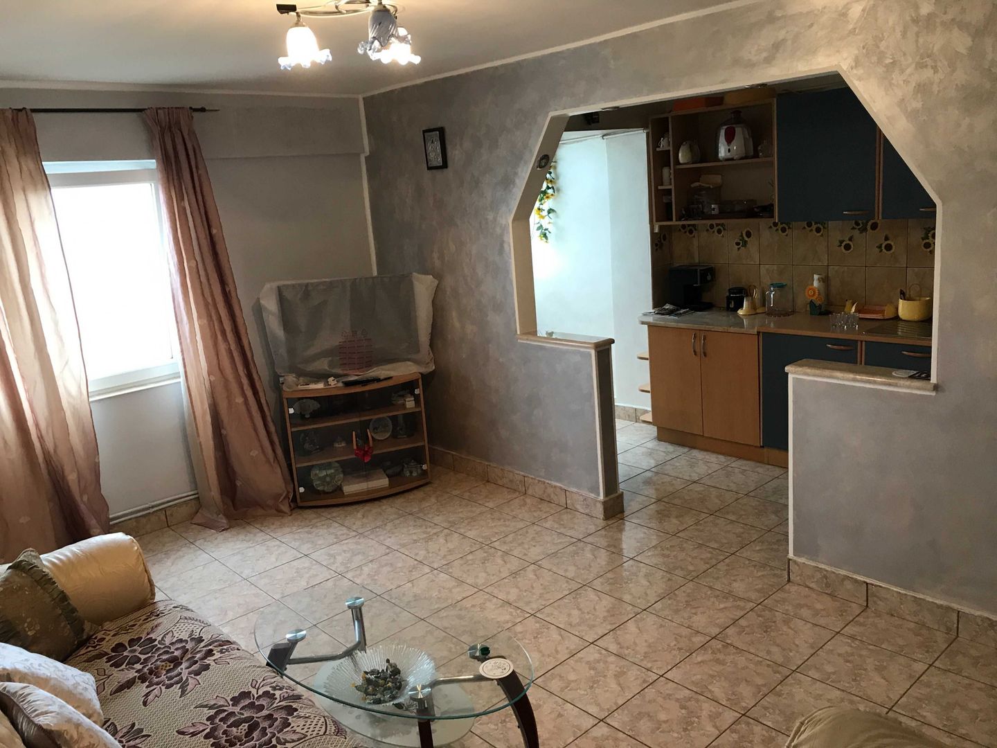 Apartament de vanzare - Poză 2
