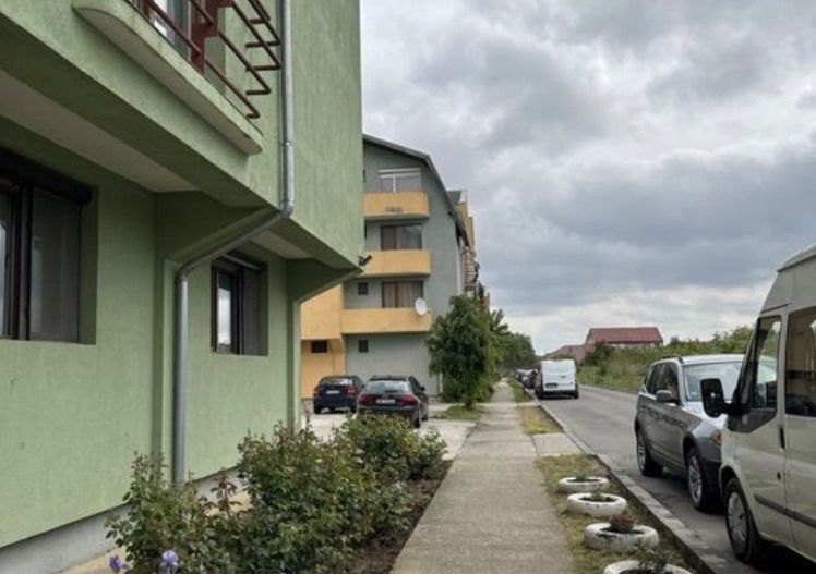 Apartament 2 camere Carpati II - Poză 1