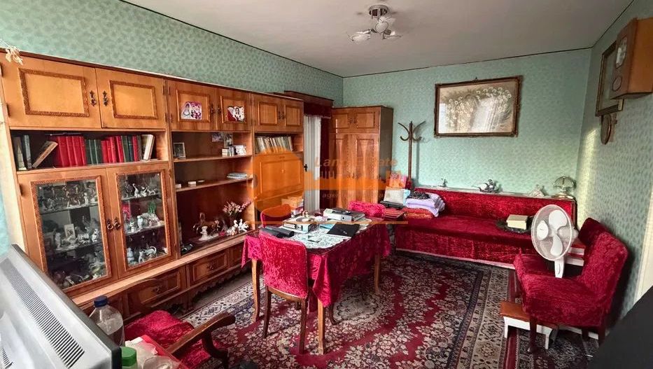 Apartament cu 2 camere in zona Clabucet-Piața Chibrit - Poză 1