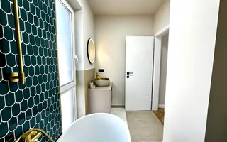 Apartament ultrafinisat | Etaj intermediar | Zona Str Tineretului - Poză 18