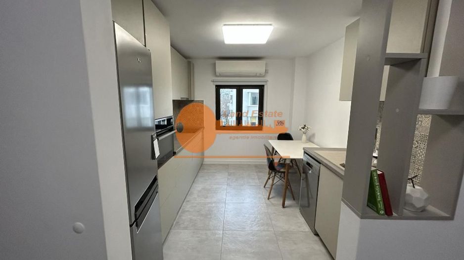 Apartament cu 4 camere in zona Aviatiei - Poză 1