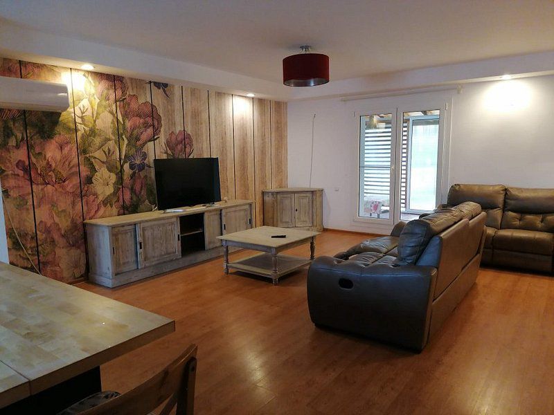 Vila tip N 4 camere in Cosmopolis, mobilata si utilata - Poză 21