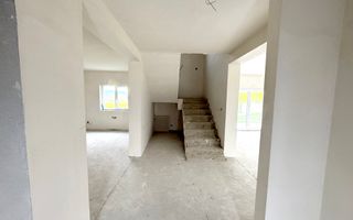 Casa individuala cu teren de 500 mp in zona accesibila. - Poză 6