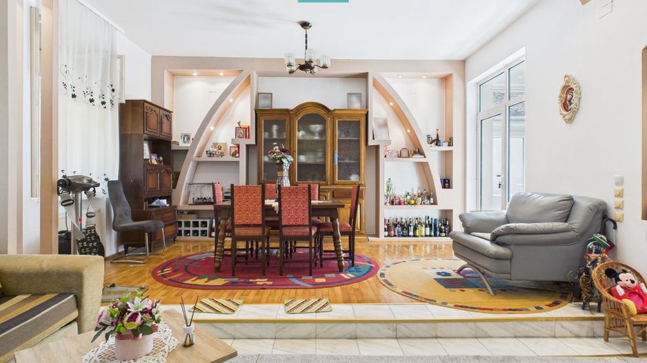 Casă cu piscină și teren generos, Sântana - Poză 12