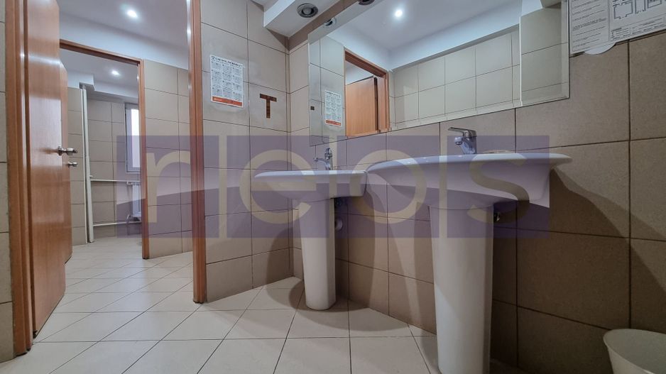 VANZARE SPATIU COMERCIAL | 15 CAMERE | ZONA UNIRII - Poză 43