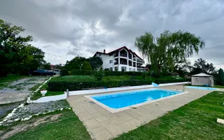 Hotel 20 camere Delta Dunarii 50 m deschidere teren 6000 mp acces auto - Poză 43