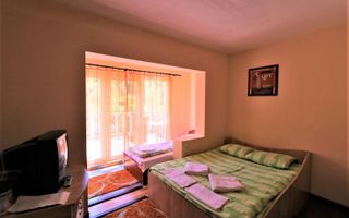 Pensiune de vânzare | 400 MPU | 10 Camere | Rasinari - Curmatura - Poză 12