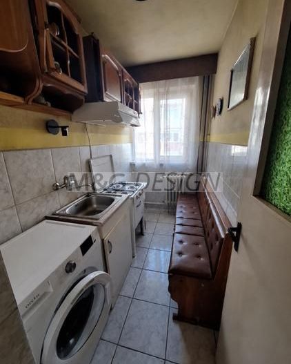 Apartament 3 camere zona Dacia etaj 2 - Poză 3