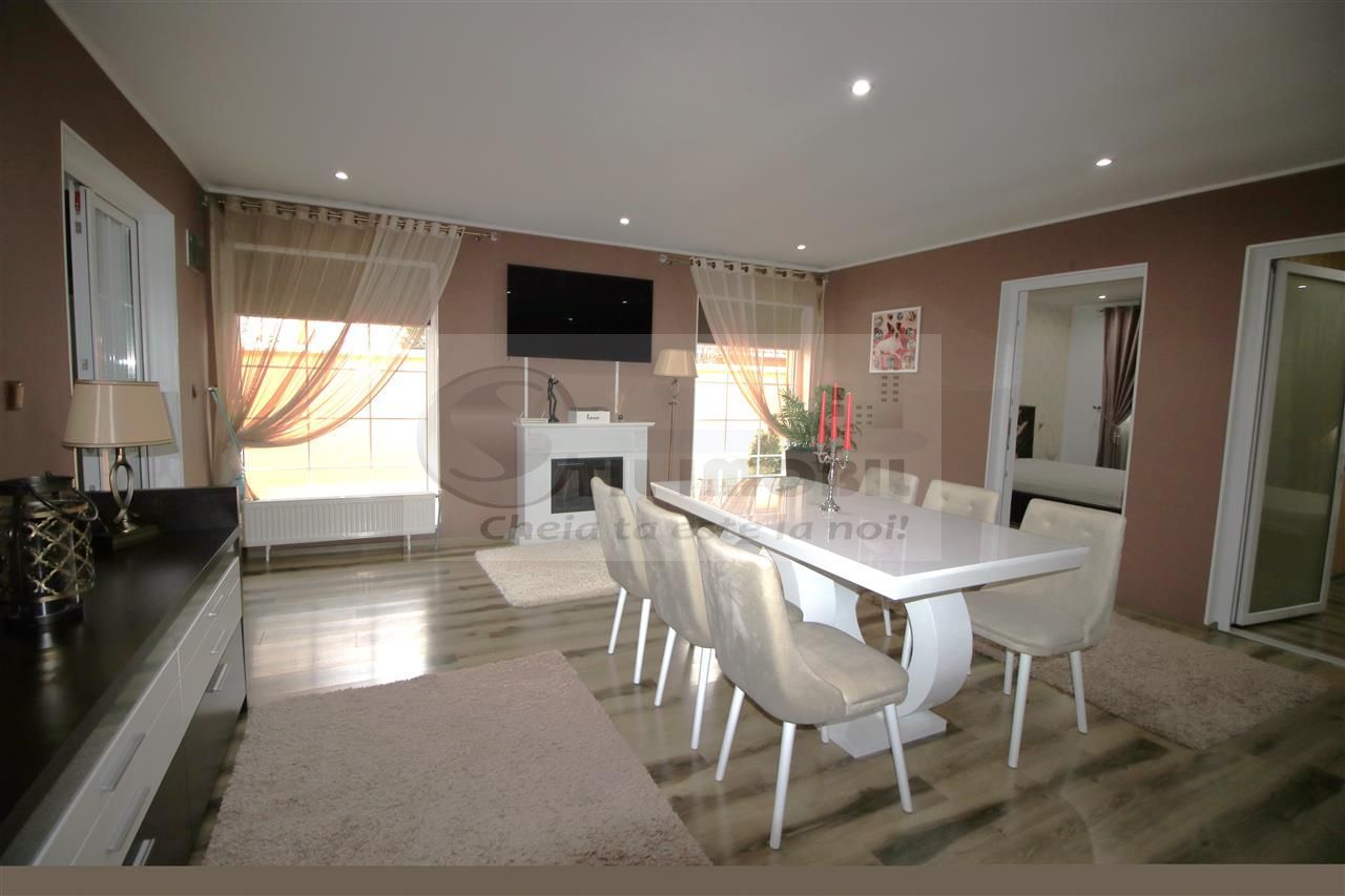 MIROSLAVA CASA EXCLUSIVISTA LA CHEIE LUX STIL MEDITERANEAN MOBILATA - Poză 4