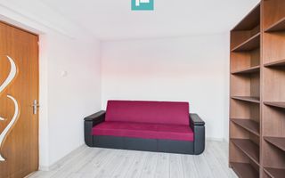 Casă spațioasă cu 4 camere în Vladimirescu - Poză 13