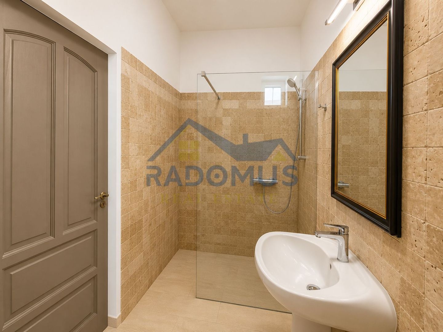 Spațiu Comercial | Centru | 3 Camere | 100 mp | Etaj 500/ Mansarda 400 - Poză 9