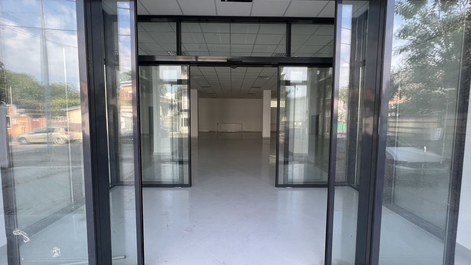 Spatiu comercial mare - Crangasi (aproape de piata, metrou) - Poză 7