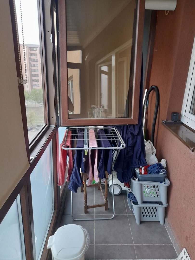 Vind garsoniera complet mobilata - Poză 7