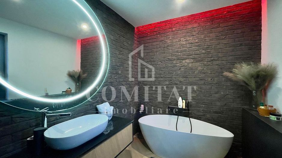 0% comision Vilă de lux la cheie lângă liziera pădurii - Poză 22