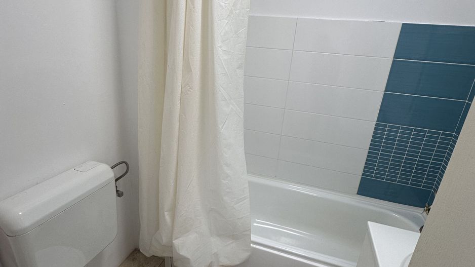 LUX Garsonieră de închiriat ParkLake mall/Renovata - Poză 6