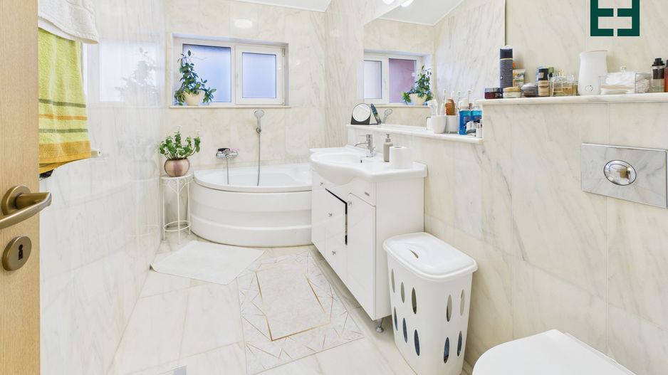 Casă înșiruită P+M cu 3 camere - Dumbrăvița - Timișoara - Poză 12