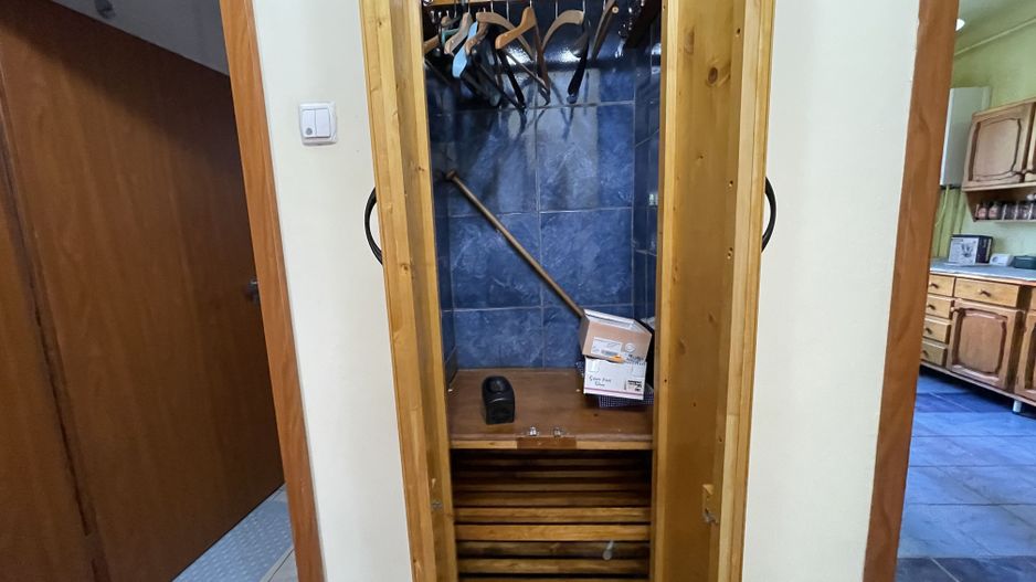 Apartament cu 2 camere in bloc de cărămidă , etajul 1 - Poză 19