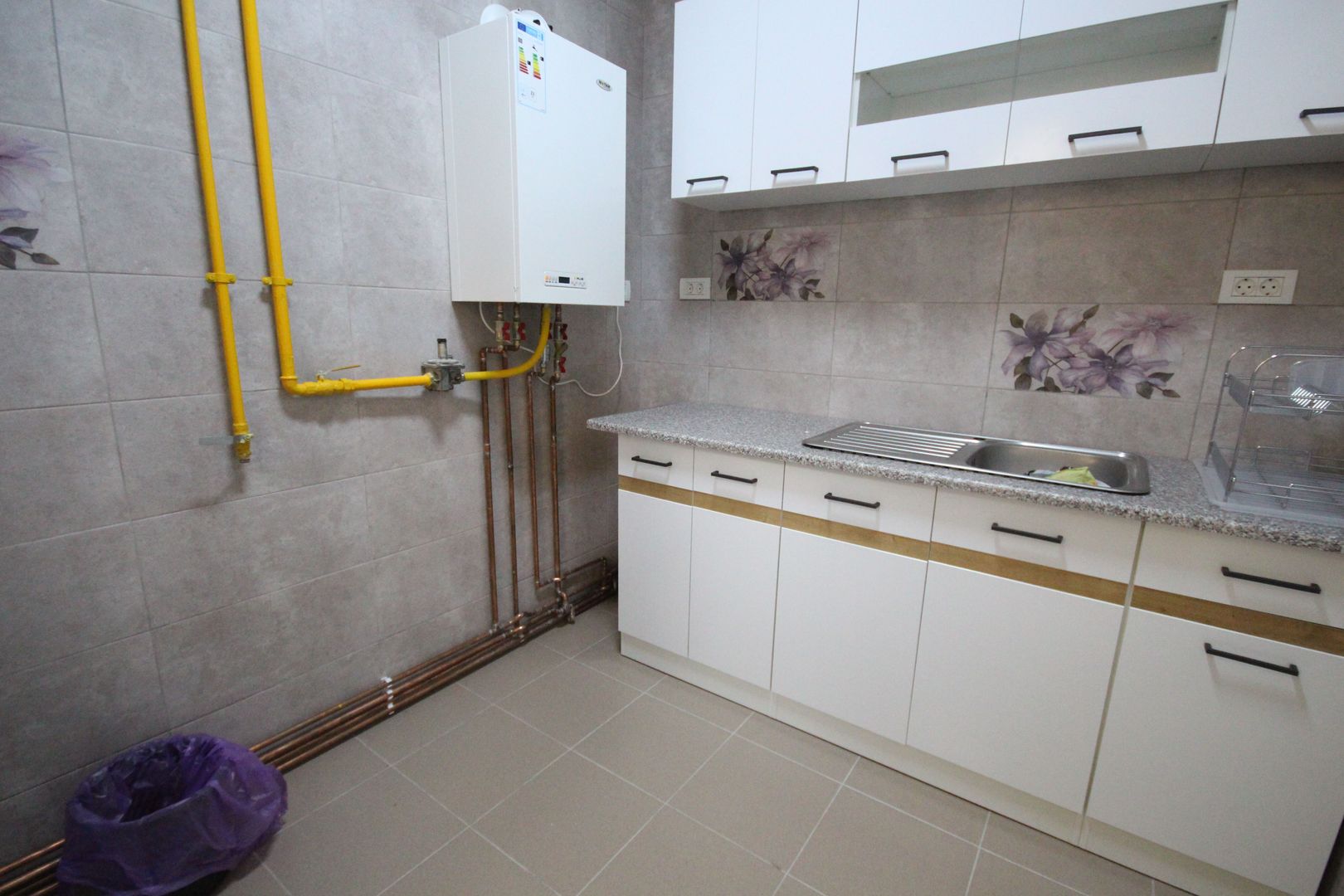 Spatios si renovat - Poză 13