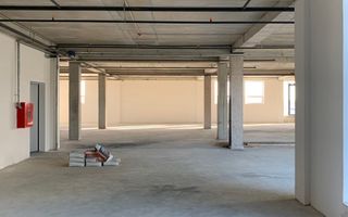 Chirie, spațiu comercial, 1200 mp, orașul Falești - Poză 4