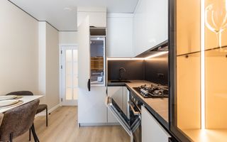 Vânzare, 3 camere, Strada Nicolae Milescu Spătarul, Ciocana - Poză 4
