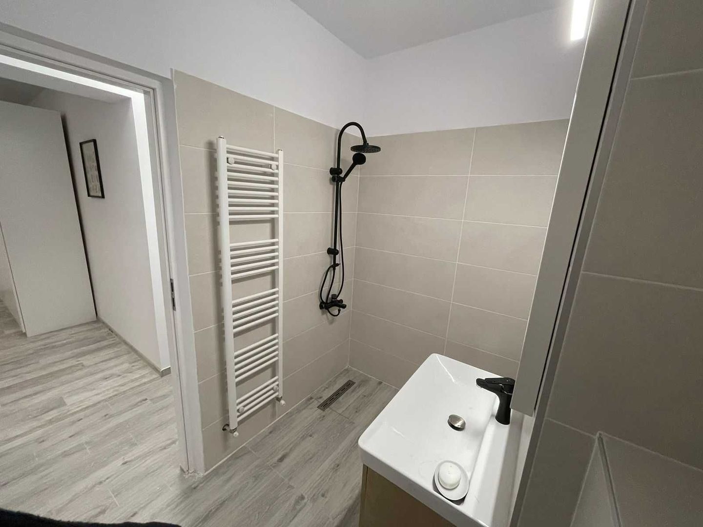 Garsoniera Regie, metrou Grozavesti Orhideea - Poză 6