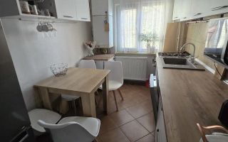 2 camere, etaj 3  Girocului amenajat centrala proprie - Poză 2