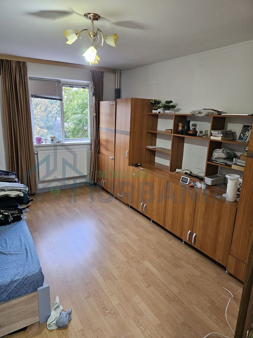 Apartament 3 camere de vânzare în Podu Roș, Iași - 53,53 mp - Poză 2