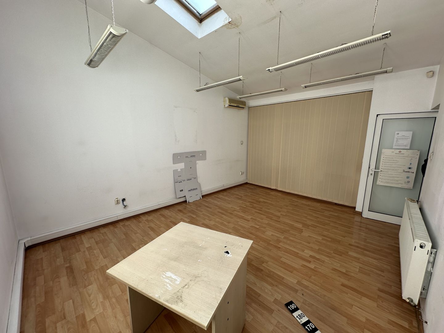 Spatiu de birou -zona strada Cluj/ 4 locuri de parcare - Poză 9