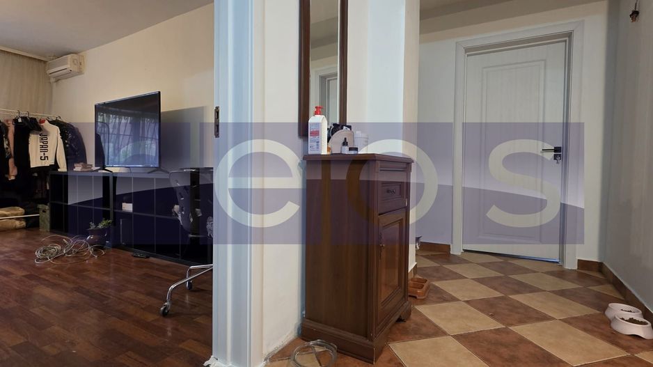 VANZARE 3 CAMERE DECOMANDAT  - MALL VITAN - Poză 3