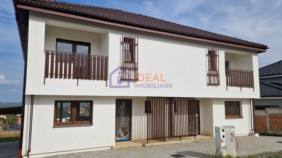 Casa Tip Duplex cu 4 camere si carport, in Cartierul Arhitectilor - Poză 3