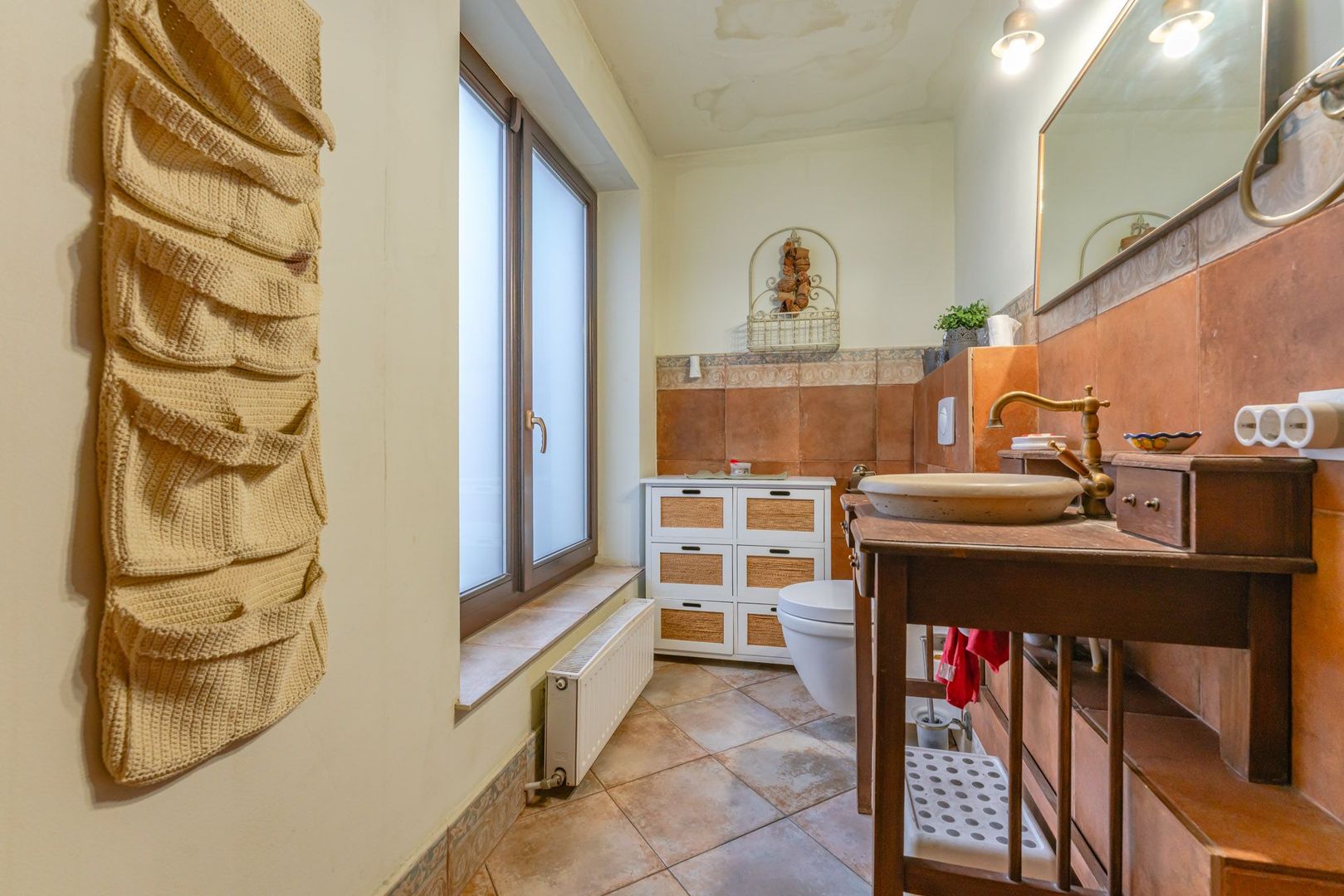 Casă individuală cu 7 camere lângă AFI Mall, ideală pentru birouri sau locuință - Poză 21