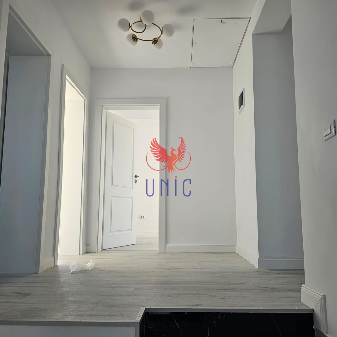 Vila 5 camere, zona rezidentiala . - Poză 2