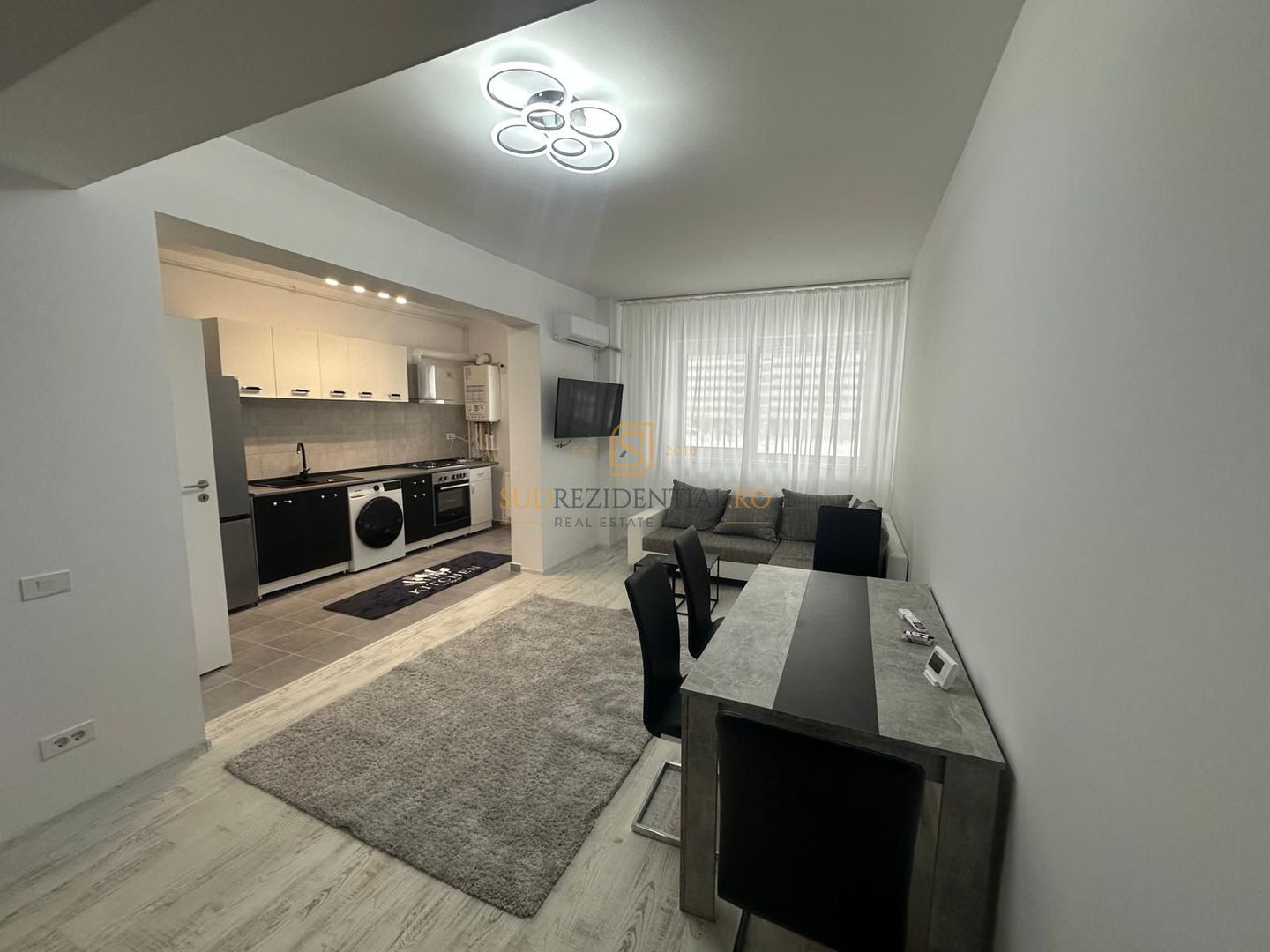 Prima Inchiriere - 2 camere, mobilat si utilat, Grand Arena Mall - Poză 5