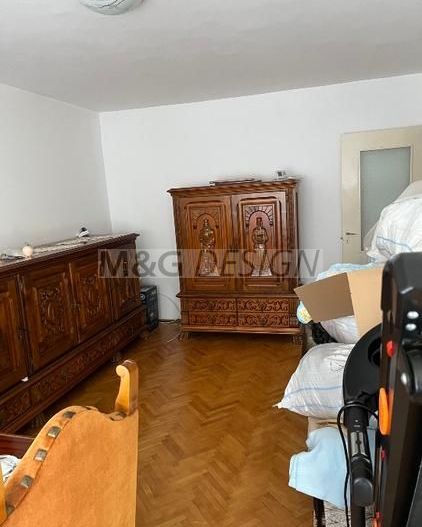 Apartament 3 camere Soarelui etaj 2 cu centrala - Poză 2