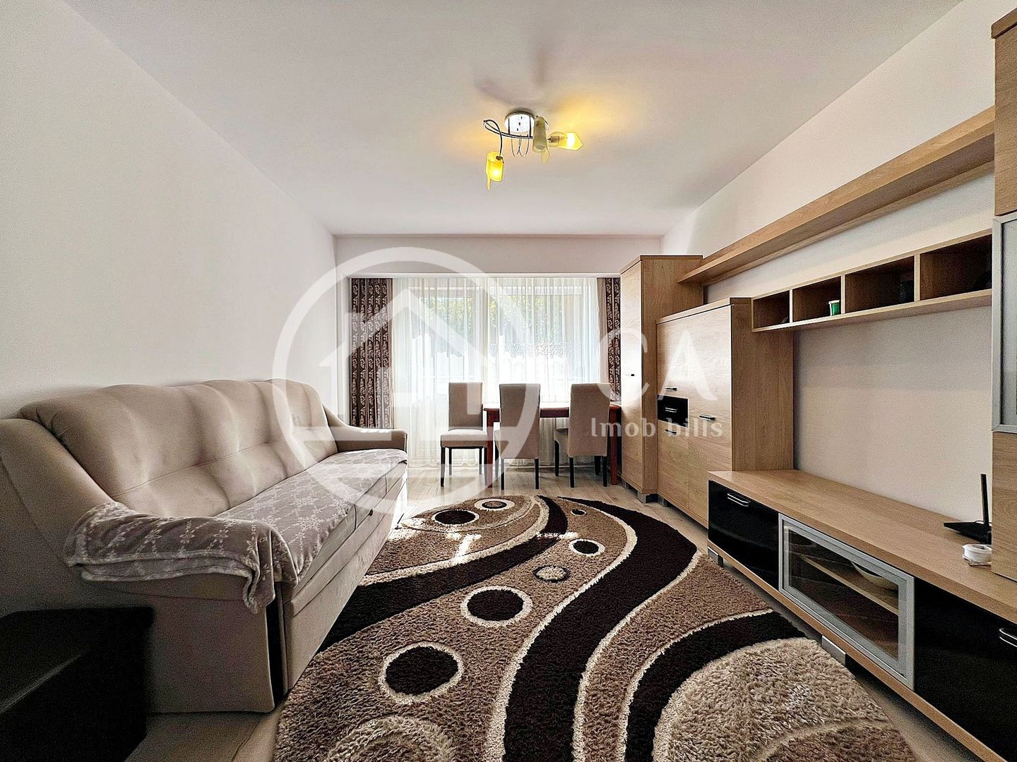 Apartament cu 3 camere de inchiriat in zona Dacia, Oradea - Poză 2