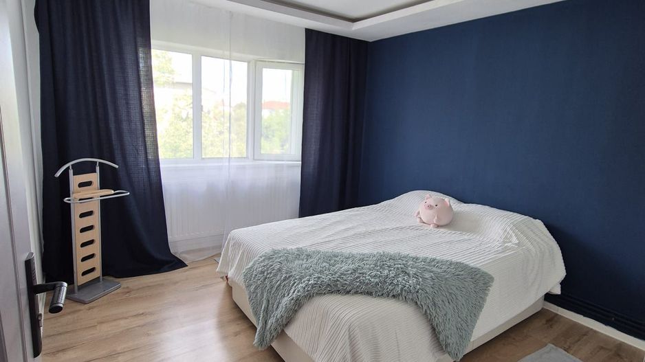 Aradului | 3 camere | Decomandat | Centrală proprie | Renovat complet - Poză 10