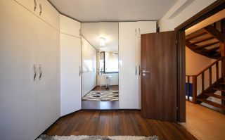 Casa in zona Astrelor, 4 camere, P+1, Comision 0% - Poză 8