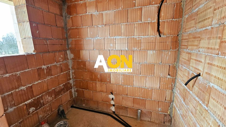 Casa la rosu, 4 camere, 3 bai, 339 mp teren, zona Valea Popii - Poză 7