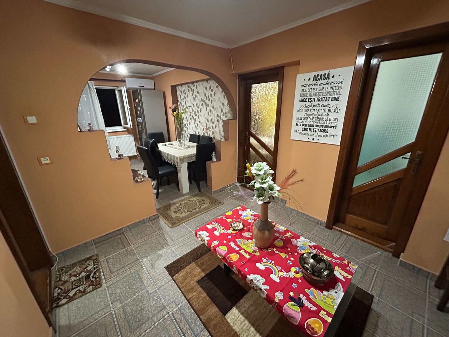 Apartament 2 camere, decomandat - zona Cetate - Poză 3