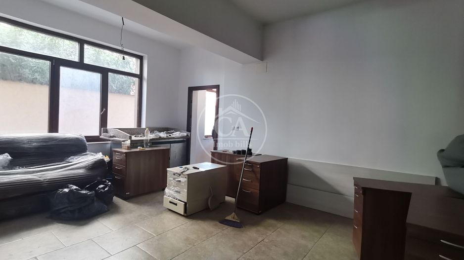 Casa de închiriat cu 7 camere în zona Dimitrie Cantemir, Oradea - Poză 8