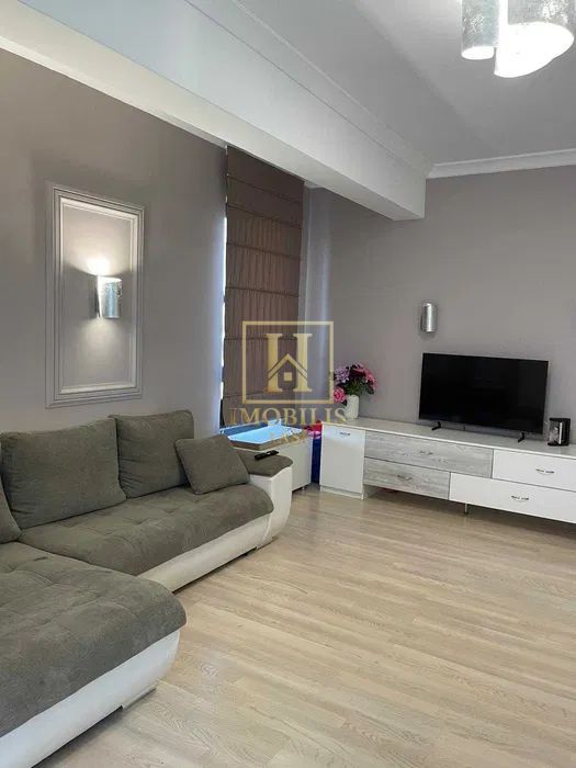 Apartament 2 camere,Dec.,54.6 mp Pacurari 133000 euro + loc de parcare - Poză 4