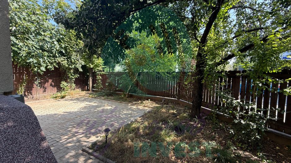 Casa CONSOLIDATA - SITUATA PE COLT - cu o curte libera generoasa - Poză 4