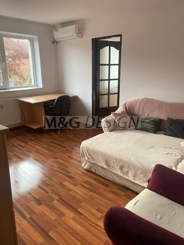 Ap 2 cam zona Circumvalatiunii Bloc anvelopat - Poză 1