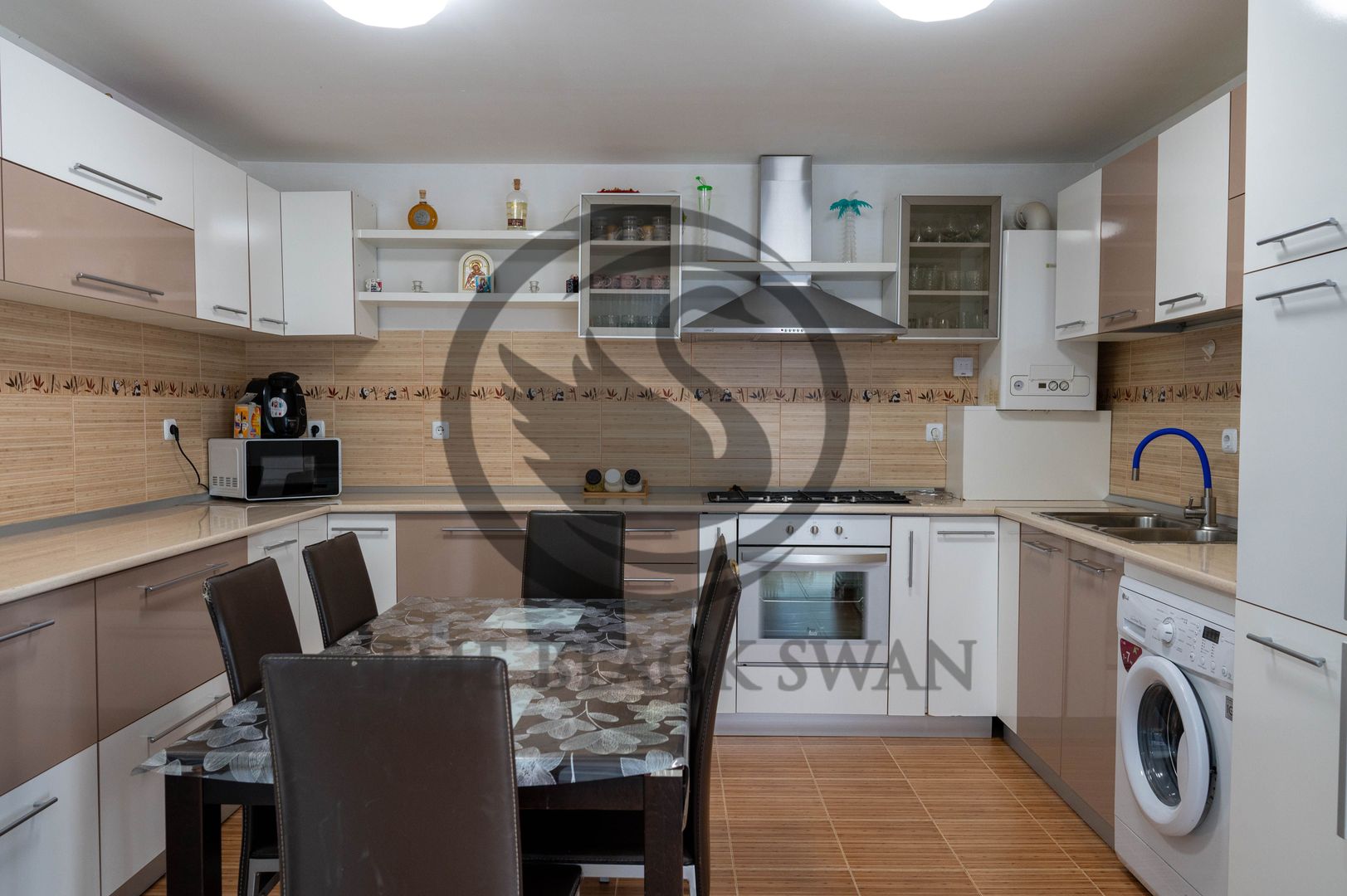 Casa cu 5 camere de vanzare | Zona Ultracentral, Baicoi | Comision 0% - Poză 13