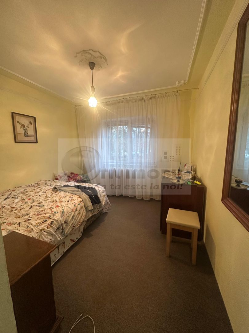 APARTAMENT 3 CAMERE CENTRAL PALAS MALL LIBER - Poză 4