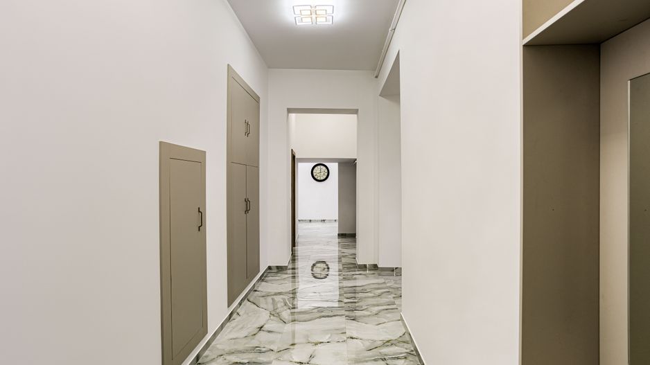 Apartament cu 3 camere zonă Ultracentrală etaj 1 - Poză 3