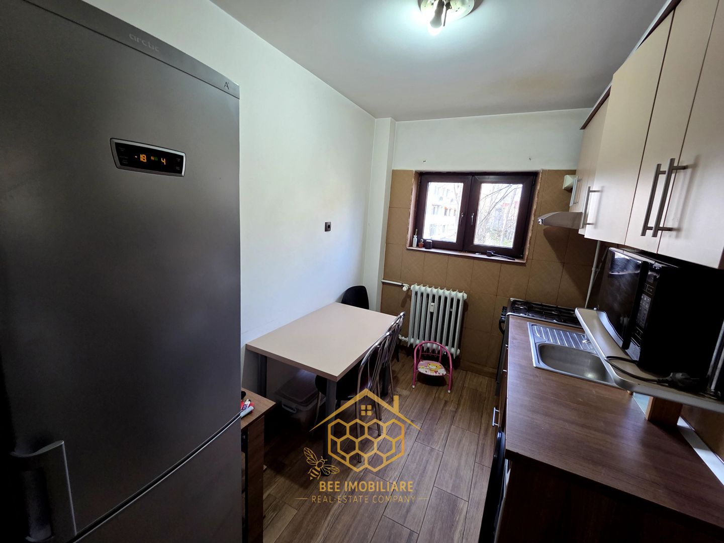Apartament 2 Camere DECOMANDAT in  zona Centrala - Piata Mare - Poză 5