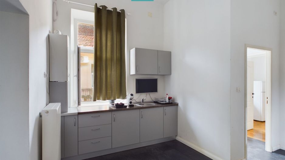 Apartament situat la km 0 in Arad - Poză 7