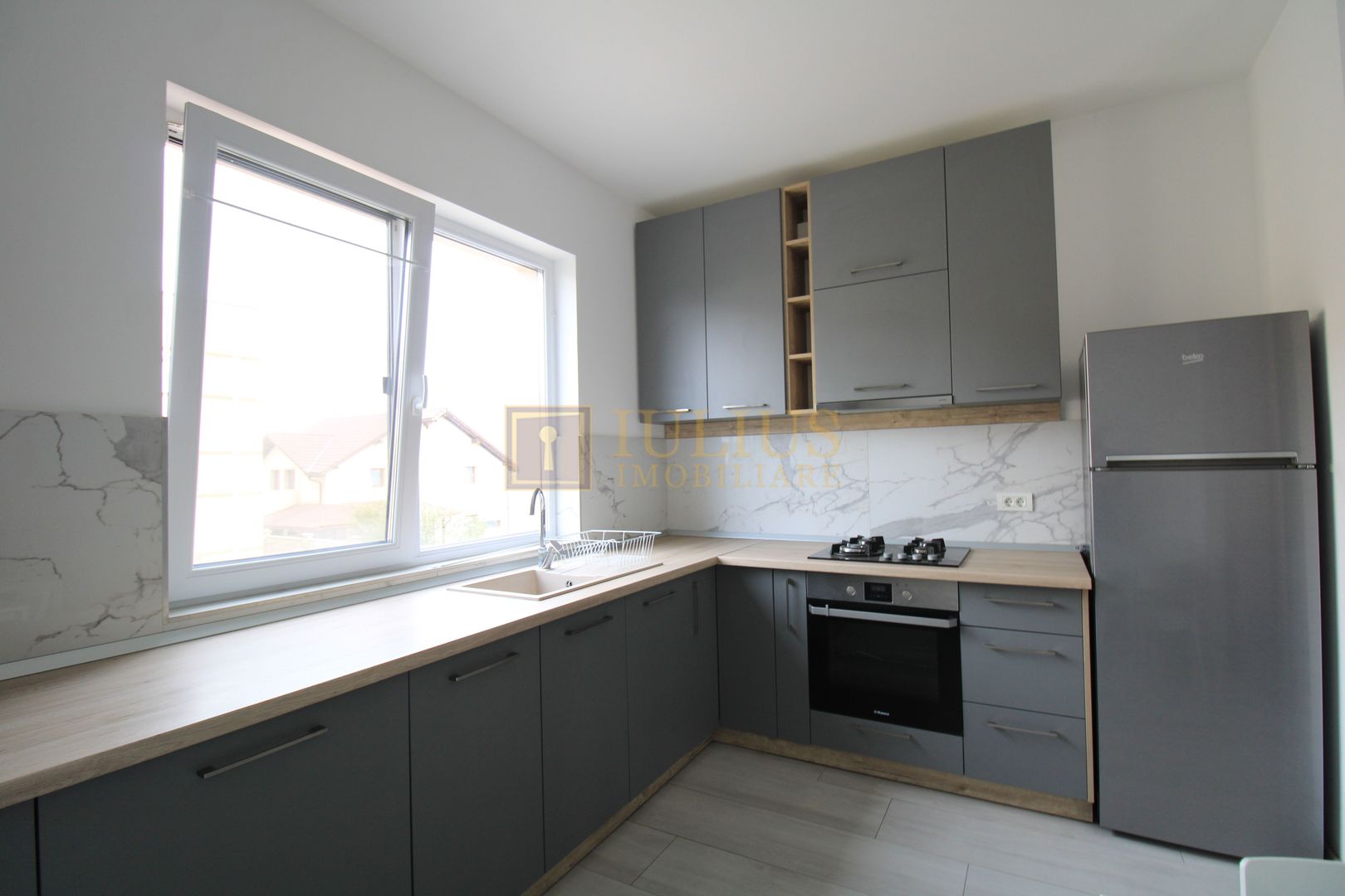 Selgros -Dumbravita, mobilat modern, loc parcare inclus. - Poză 9