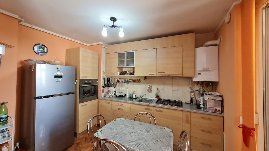 Apartament generos cu o camera - Poză 9